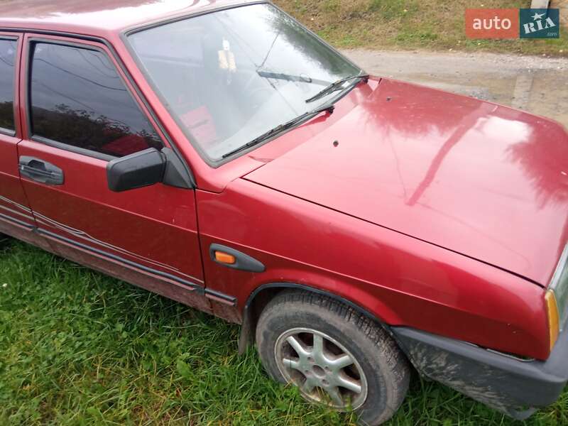 Хэтчбек ВАЗ / Lada 2109 1996 в Тернополе