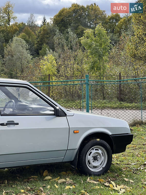 Хэтчбек ВАЗ / Lada 2109 2005 в Надворной фото 6 Хэтчбек ВАЗ / Lada 2109 2005 в Надворной