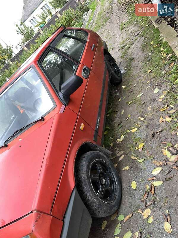 Хетчбек ВАЗ / Lada 2109 1990 в Дубні фото 5 Хетчбек ВАЗ / Lada 2109 1990 в Дубні