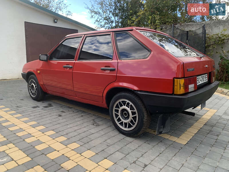 Хэтчбек ВАЗ / Lada 2109 1995 в Зборове