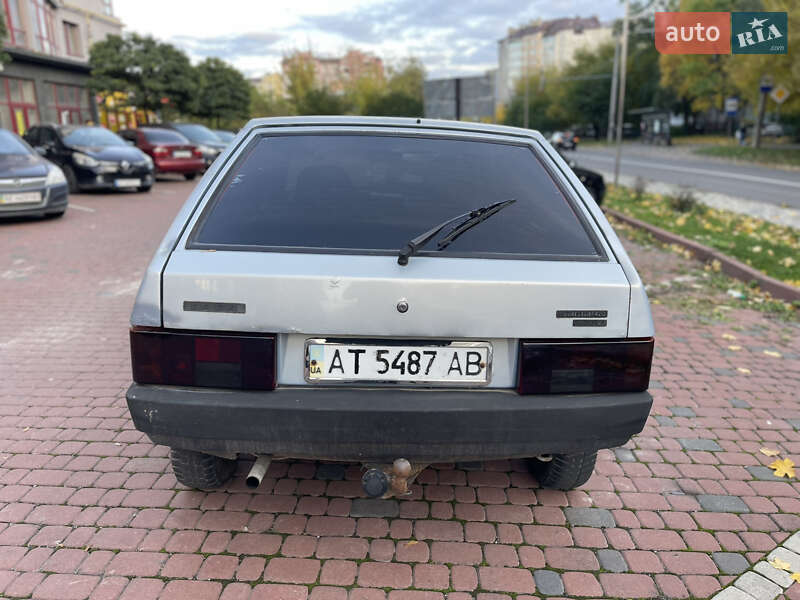 Хэтчбек ВАЗ / Lada 2109 2005 в Ивано-Франковске