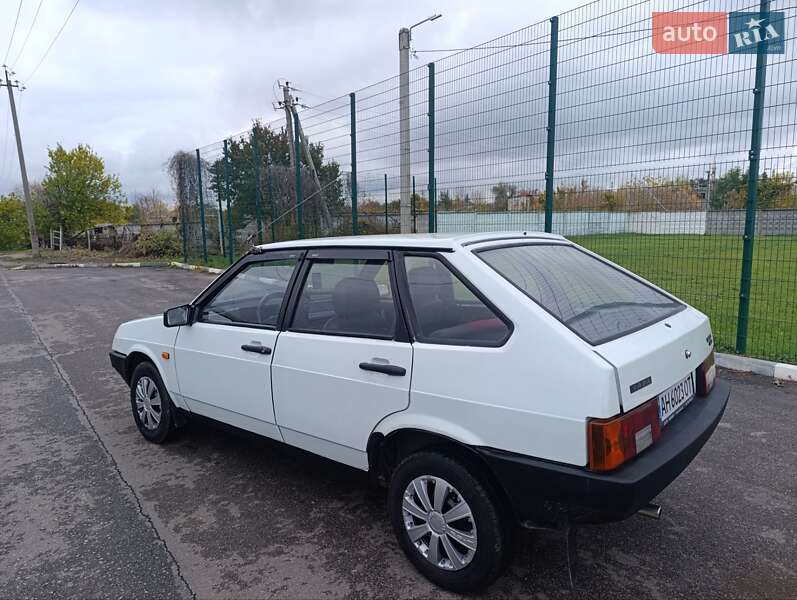 Хэтчбек ВАЗ / Lada 2109 1992 в Харькове