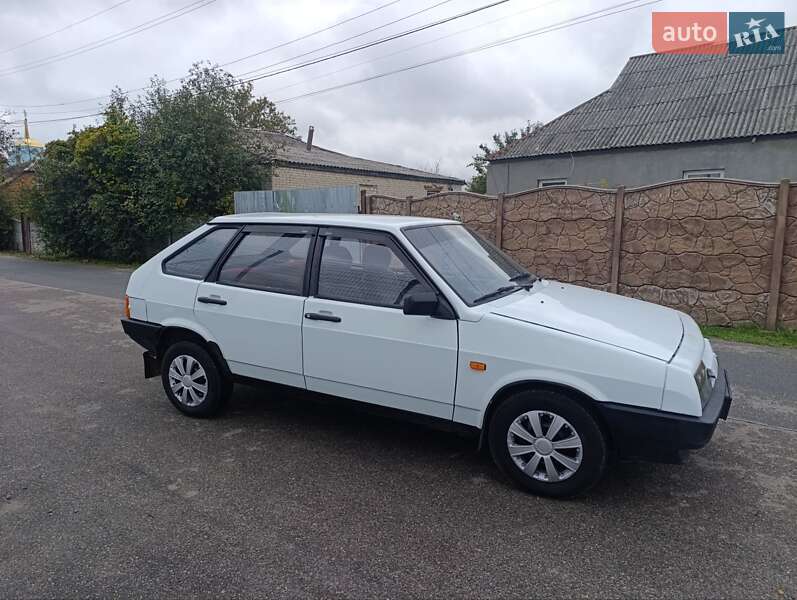 Хэтчбек ВАЗ / Lada 2109 1992 в Харькове