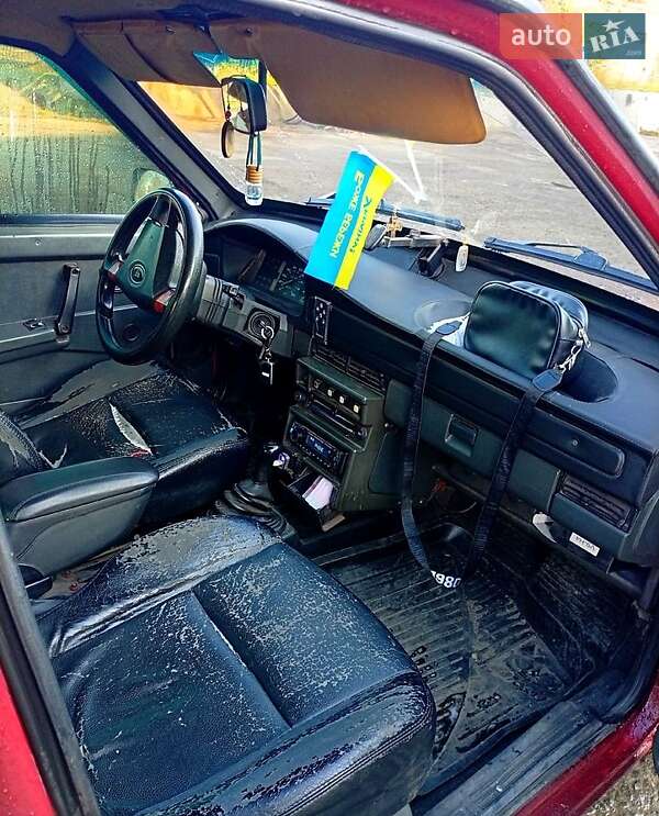 Хэтчбек ВАЗ / Lada 2109 1992 в Изюме