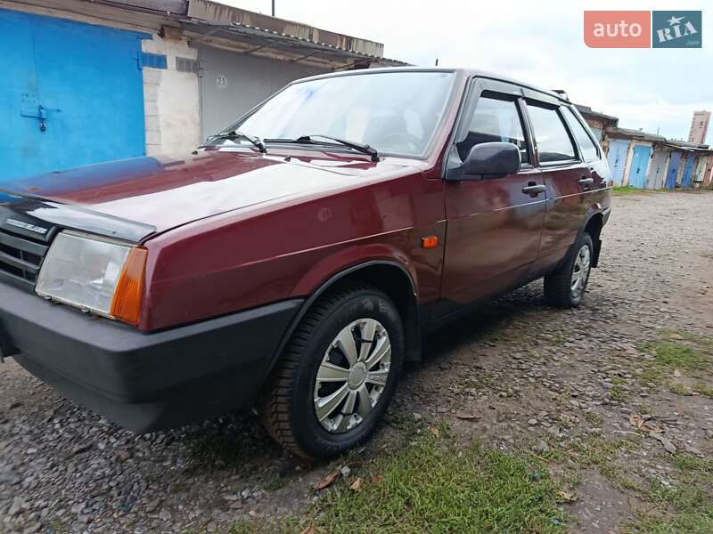 Хэтчбек ВАЗ / Lada 2109 2006 в Кривом Роге