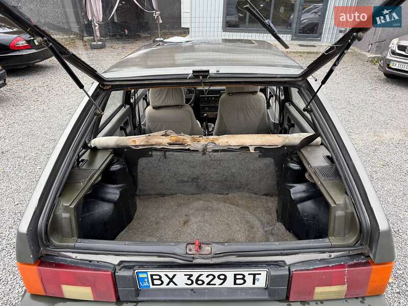 Хэтчбек ВАЗ / Lada 2109 1990 в Хмельницком