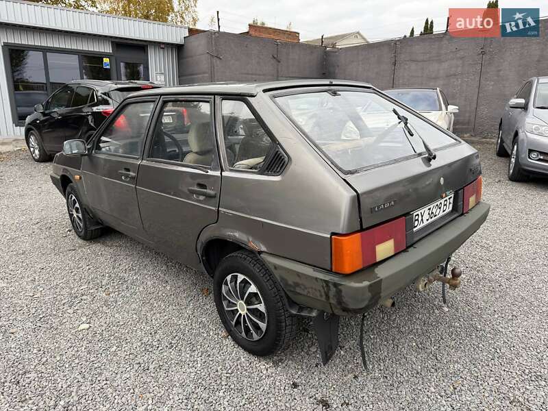 Хэтчбек ВАЗ / Lada 2109 1990 в Хмельницком