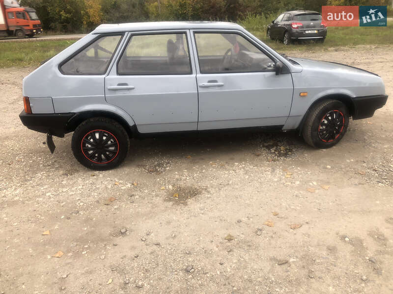 Хэтчбек ВАЗ / Lada 2109 2006 в Бучаче фото 2 Хэтчбек ВАЗ / Lada 2109 2006 в Бучаче