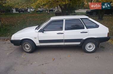 Хэтчбек ВАЗ 2109 1998 в 