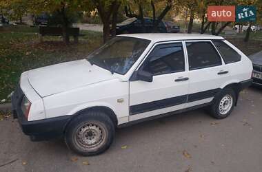 Хэтчбек ВАЗ 2109 1998 в 
