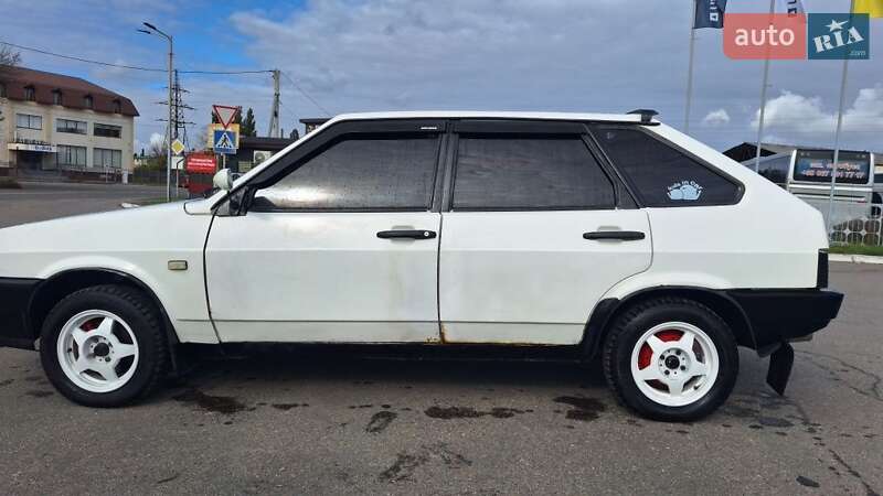Хетчбек ВАЗ / Lada 2109 1992 в Кременчуці фото 18 Хетчбек ВАЗ / Lada 2109 1992 в Кременчуці