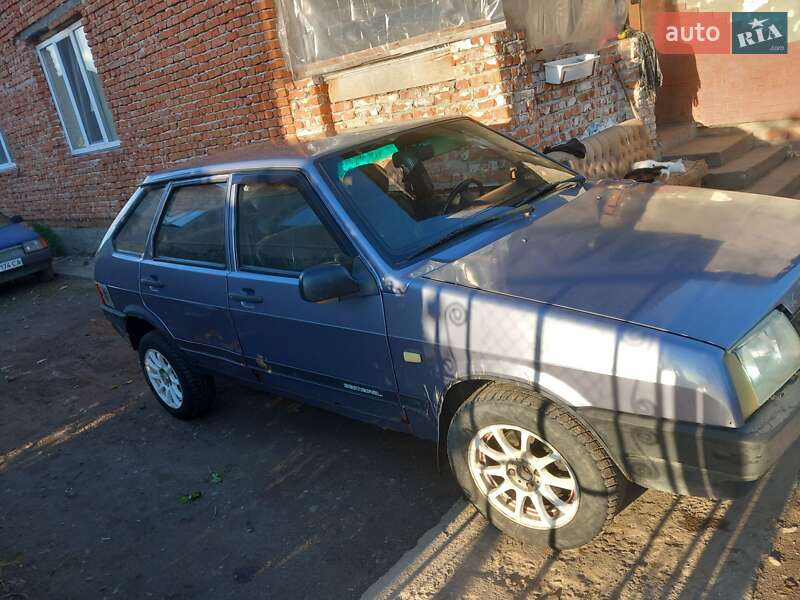 Хетчбек ВАЗ / Lada 2109 2001 в Рогатині фото 6 Хетчбек ВАЗ / Lada 2109 2001 в Рогатині