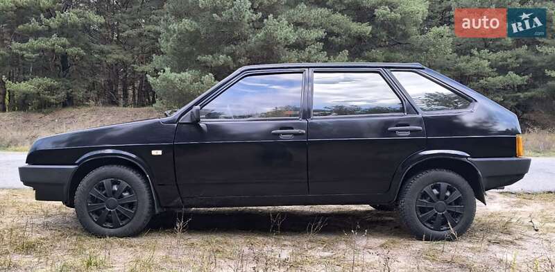 Хэтчбек ВАЗ / Lada 2109 1995 в Кременчуге фото 4 Хэтчбек ВАЗ / Lada 2109 1995 в Кременчуге