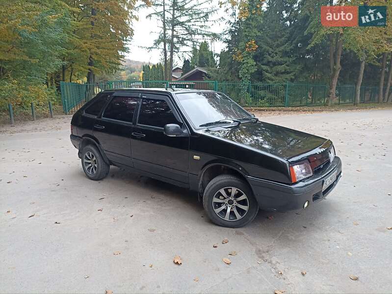 Хетчбек ВАЗ / Lada 2109 1997 в Львові