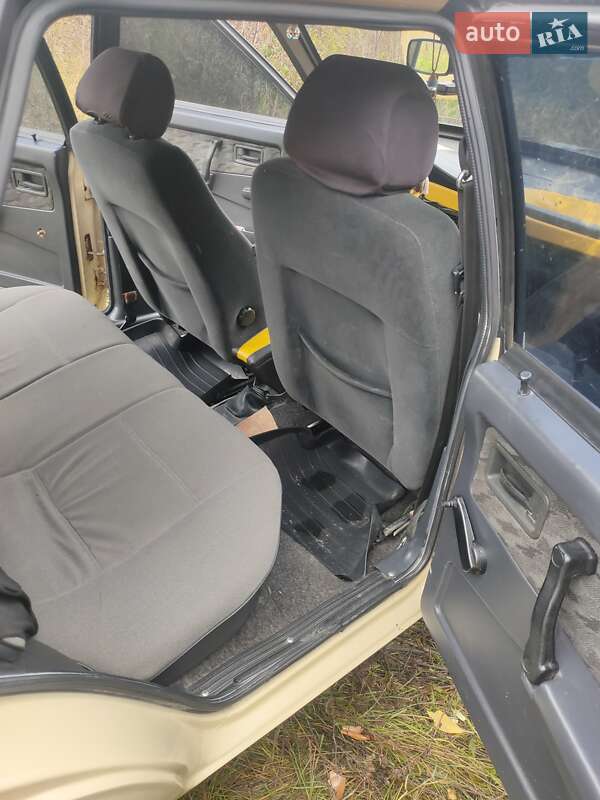 Хэтчбек ВАЗ / Lada 2109 1990 в Скалате