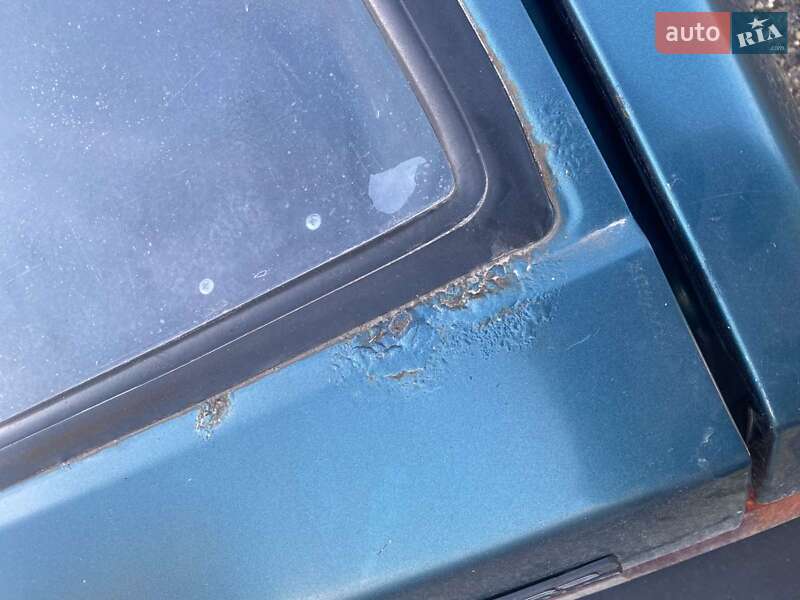 Хэтчбек ВАЗ / Lada 2109 2001 в Заставной фото 13 Хэтчбек ВАЗ / Lada 2109 2001 в Заставной