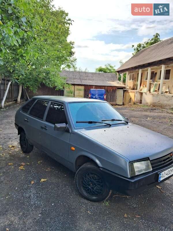 Хетчбек ВАЗ / Lada 2109 2005 в Мукачевому