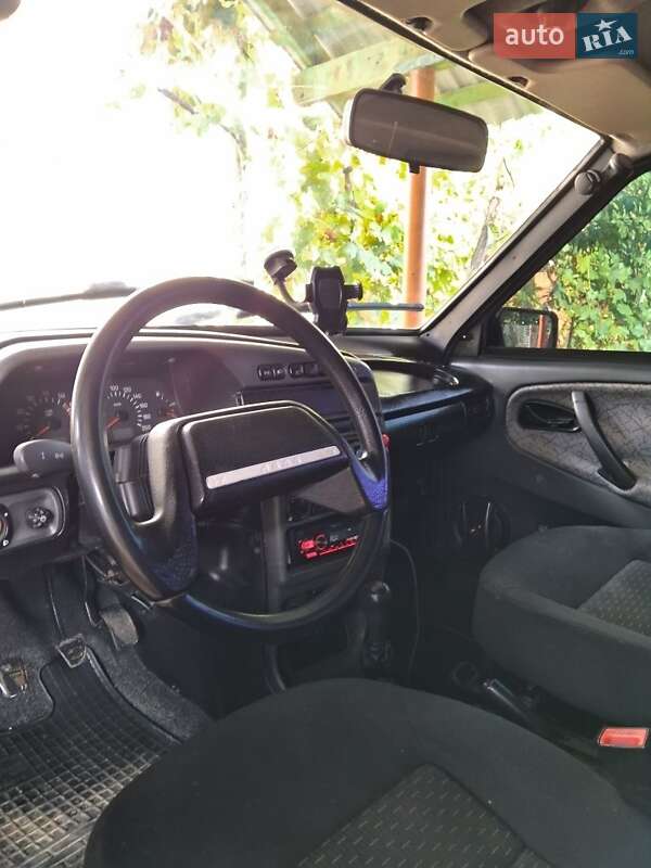 Хетчбек ВАЗ / Lada 2109 2005 в Мукачевому