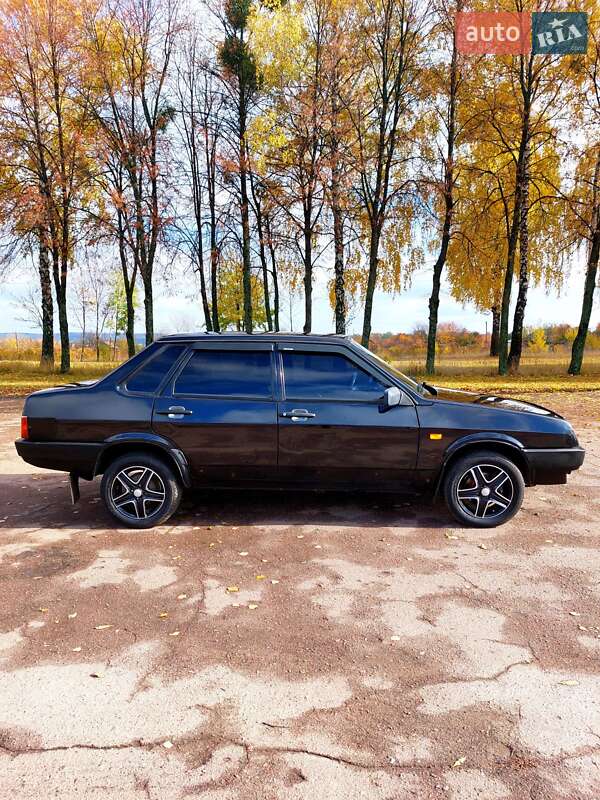 Хэтчбек ВАЗ / Lada 2109 2006 в Тростянце фото 16 Хэтчбек ВАЗ / Lada 2109 2006 в Тростянце