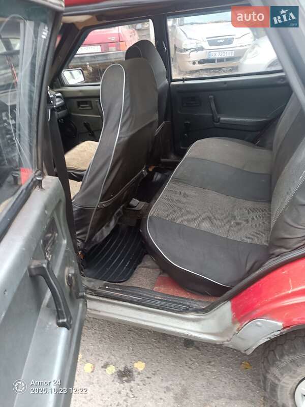 Хэтчбек ВАЗ / Lada 2109 1992 в Мене