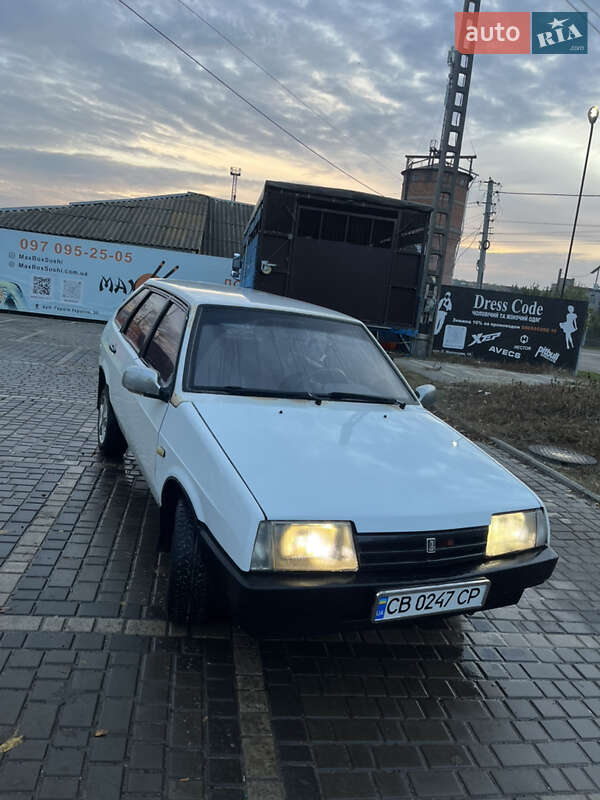 Хэтчбек ВАЗ / Lada 2109 1992 в Бахмаче