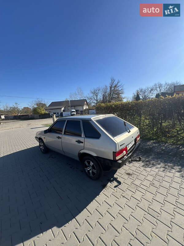 Хэтчбек ВАЗ / Lada 2109 2008 в Косове