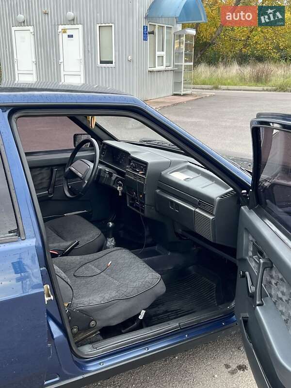 Хетчбек ВАЗ / Lada 2109 2004 в Мукачевому