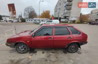 Хетчбек ВАЗ 2109 1989 в  фото 4 Хетчбек ВАЗ 2109 1989 в
