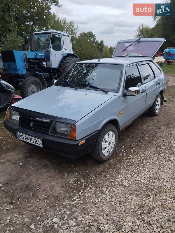 Хетчбек ВАЗ / Lada 2109 1993 в Збаражі фото 6 Хетчбек ВАЗ / Lada 2109 1993 в Збаражі