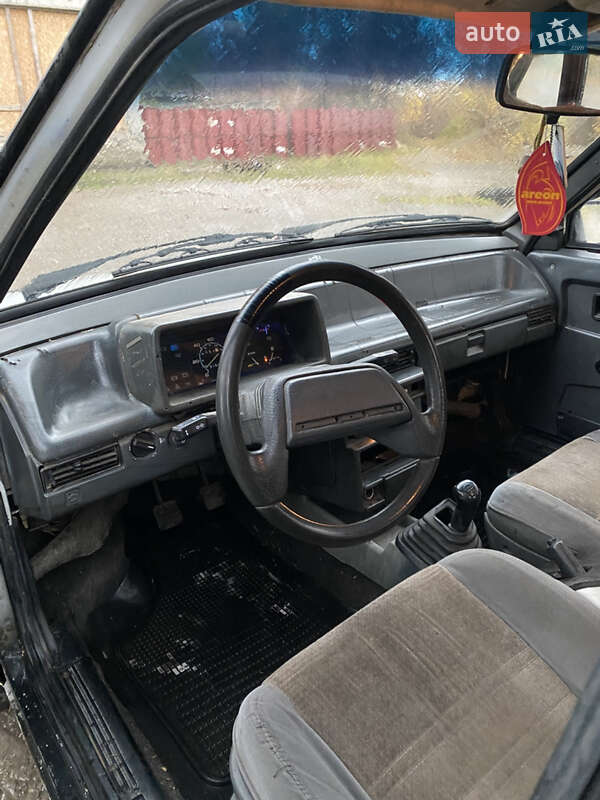 Хетчбек ВАЗ / Lada 2109 1989 в Кривому Розі фото 8 Хетчбек ВАЗ / Lada 2109 1989 в Кривому Розі