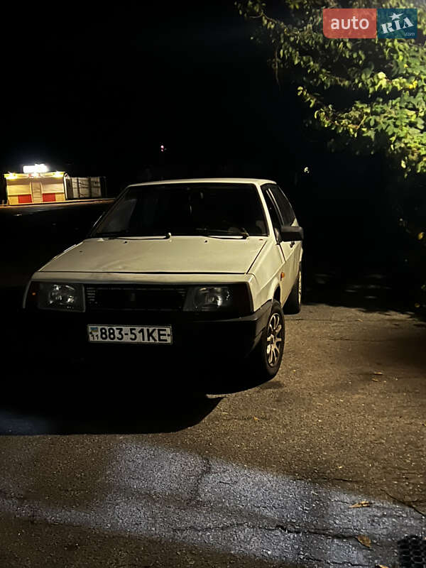 Хэтчбек ВАЗ / Lada 2109 1988 в Березане фото 2 Хэтчбек ВАЗ / Lada 2109 1988 в Березане