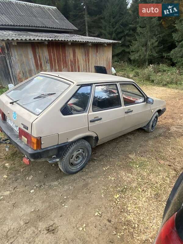 ВАЗ / Lada 2109 1989 ВАЗ / Lada 2109 1989