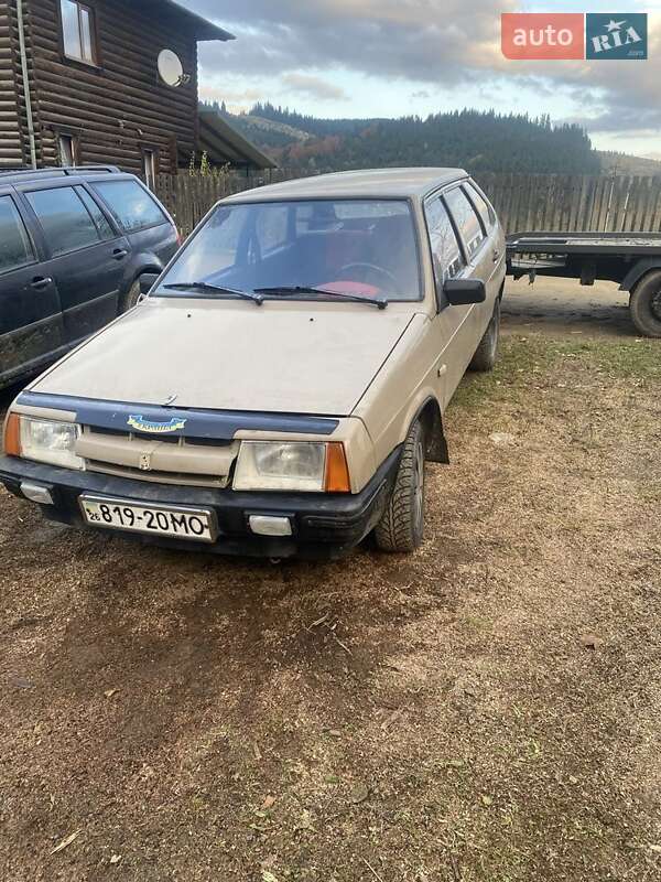 Хетчбек ВАЗ / Lada 2109 1989 в Верховині фото 2 Хетчбек ВАЗ / Lada 2109 1989 в Верховині