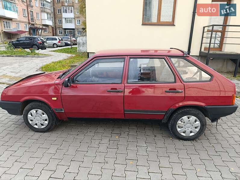 Хэтчбек ВАЗ / Lada 2109 2006 в Луцке фото 3 Хэтчбек ВАЗ / Lada 2109 2006 в Луцке