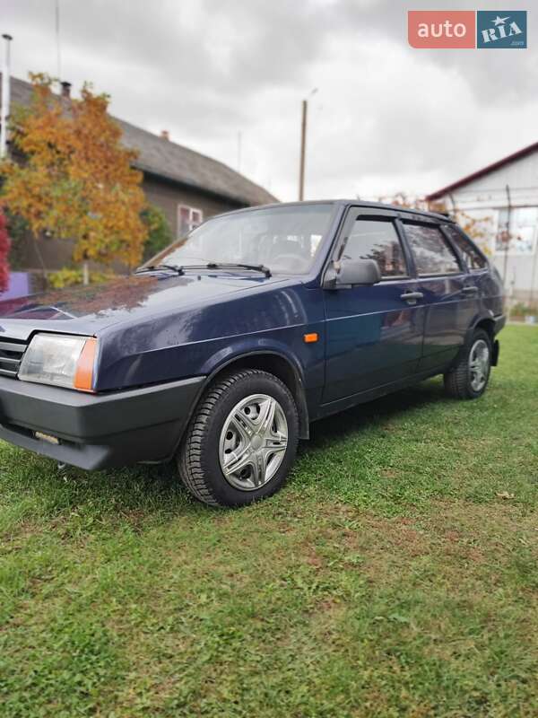 Хэтчбек ВАЗ / Lada 2109 2008 в Мамалыге фото 7 Хэтчбек ВАЗ / Lada 2109 2008 в Мамалыге