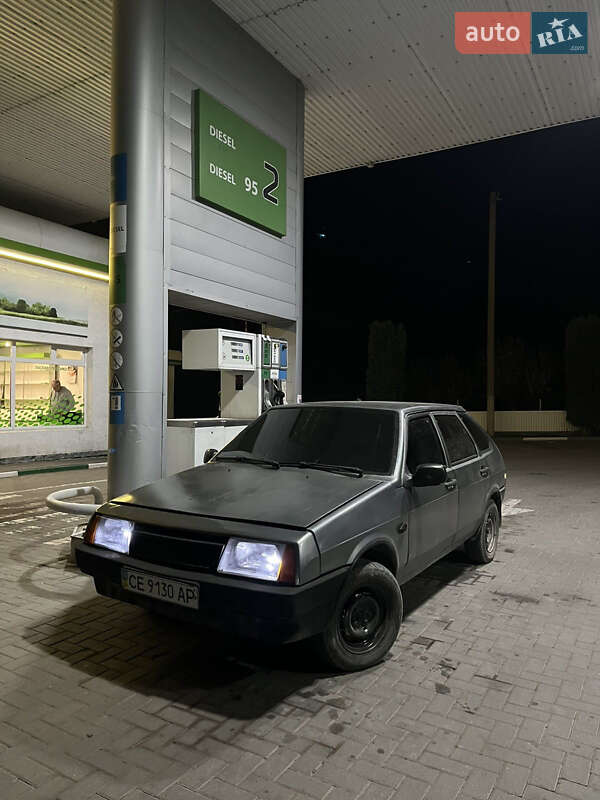 Хэтчбек ВАЗ / Lada 2109 1991 в Ивано-Франковске фото 4 Хэтчбек ВАЗ / Lada 2109 1991 в Ивано-Франковске