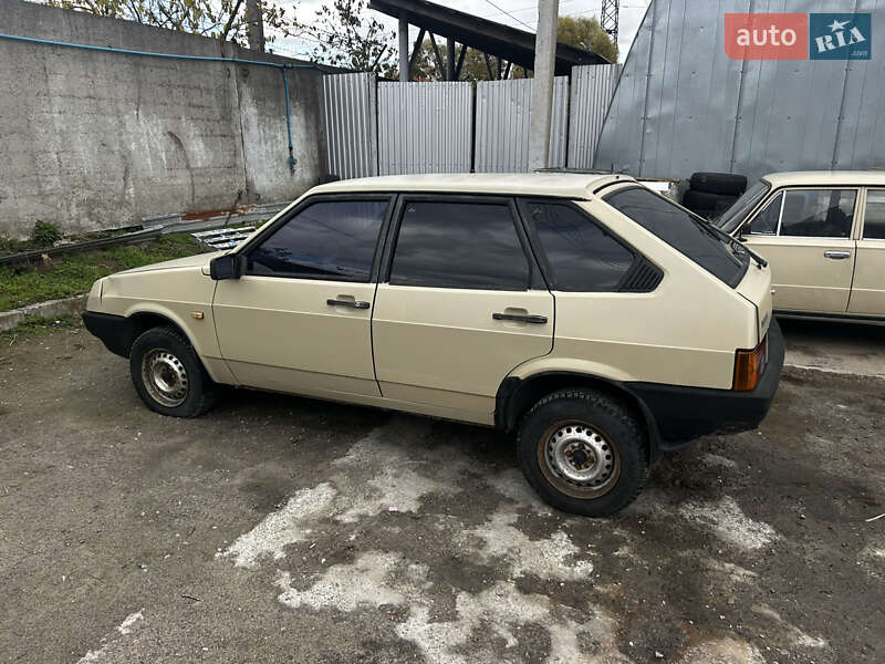 Хетчбек ВАЗ / Lada 2109 1989 в Львові фото 14 Хетчбек ВАЗ / Lada 2109 1989 в Львові