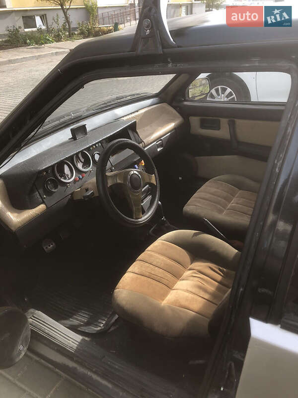 Хэтчбек ВАЗ / Lada 2109 1988 в Одессе фото 4 Хэтчбек ВАЗ / Lada 2109 1988 в Одессе