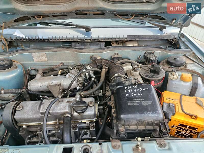 Хэтчбек ВАЗ / Lada 2109 2003 в Кролевце