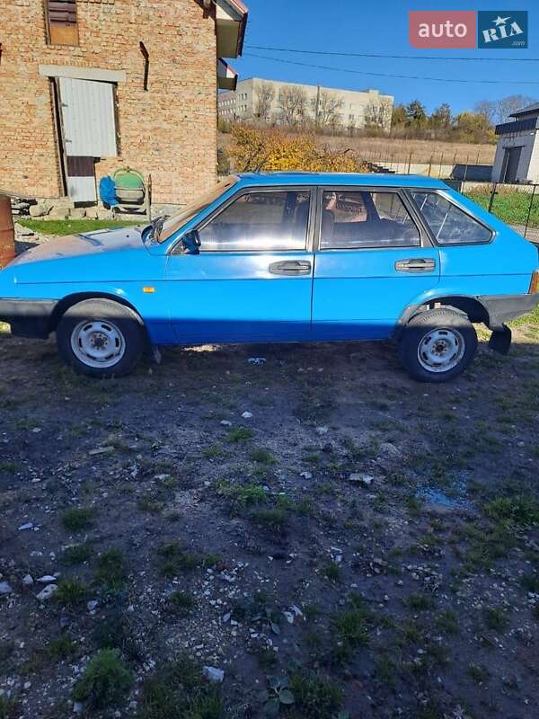 Хетчбек ВАЗ / Lada 2109 1992 в Збаражі