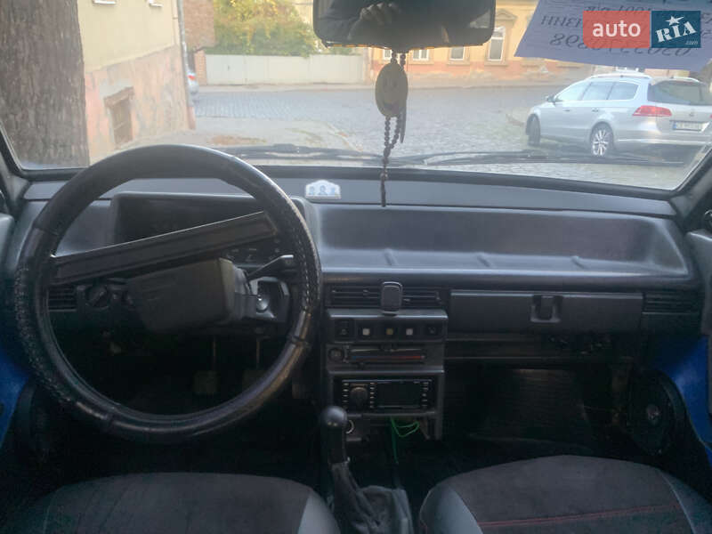 Хэтчбек ВАЗ / Lada 2109 1991 в Черновцах фото 8 Хэтчбек ВАЗ / Lada 2109 1991 в Черновцах