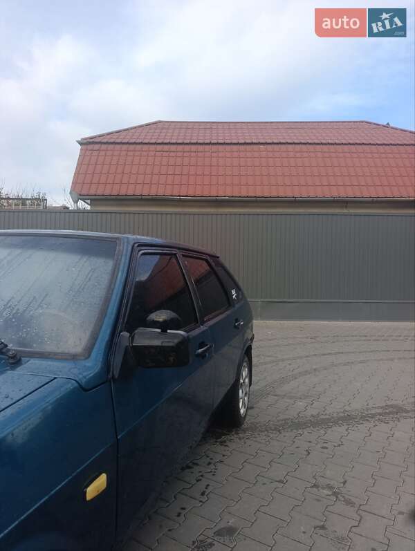 Хетчбек ВАЗ / Lada 2109 1997 в Чернівцях фото 4 Хетчбек ВАЗ / Lada 2109 1997 в Чернівцях