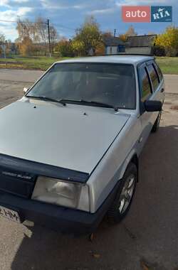 Хетчбек ВАЗ / Lada 2109 2004 в Синельниковому
