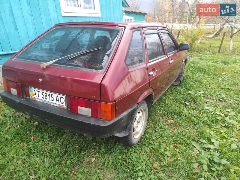 Хетчбек ВАЗ / Lada 2109 1997 в Долині фото 5 Хетчбек ВАЗ / Lada 2109 1997 в Долині