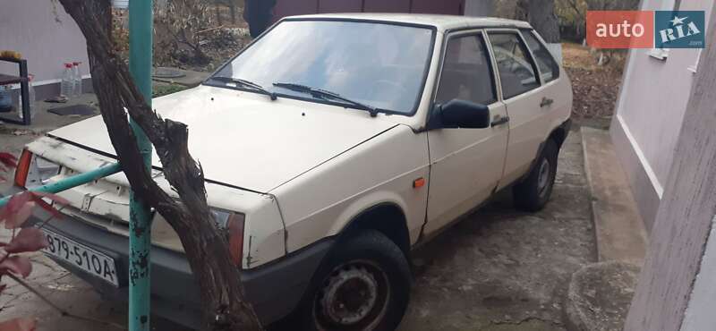 Хэтчбек ВАЗ / Lada 2109 1989 в Березовке фото 5 Хэтчбек ВАЗ / Lada 2109 1989 в Березовке