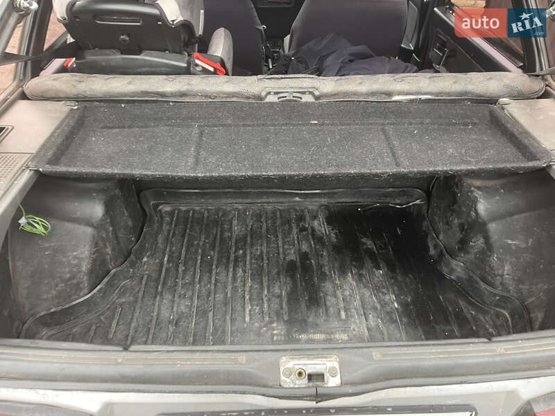 Хэтчбек ВАЗ / Lada 2109 2003 в Обухове фото 11 Хэтчбек ВАЗ / Lada 2109 2003 в Обухове