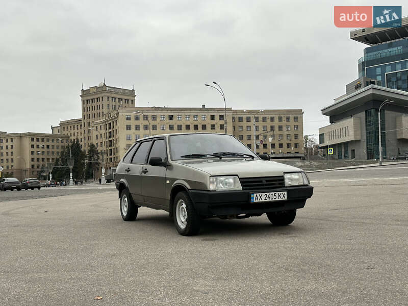 ВАЗ / Lada 2109 2002 ВАЗ / Lada 2109 2002