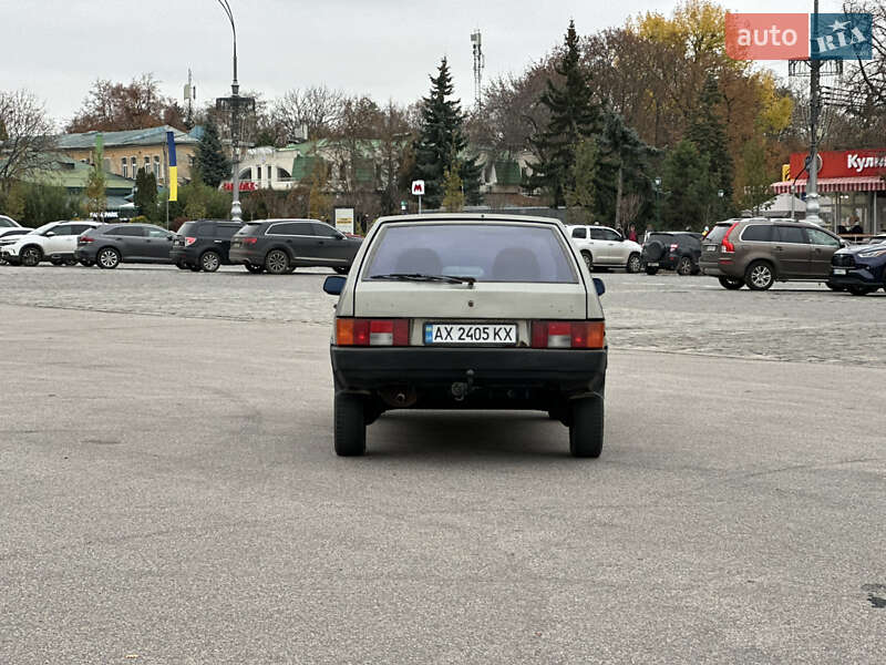 Хэтчбек ВАЗ / Lada 2109 2002 в Харькове