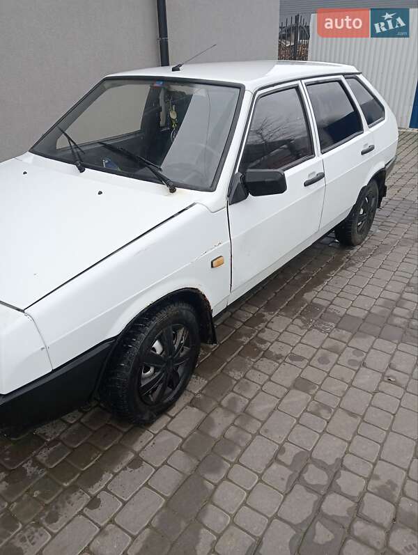 Хетчбек ВАЗ / Lada 2109 1992 в Чемерівцях фото 7 Хетчбек ВАЗ / Lada 2109 1992 в Чемерівцях