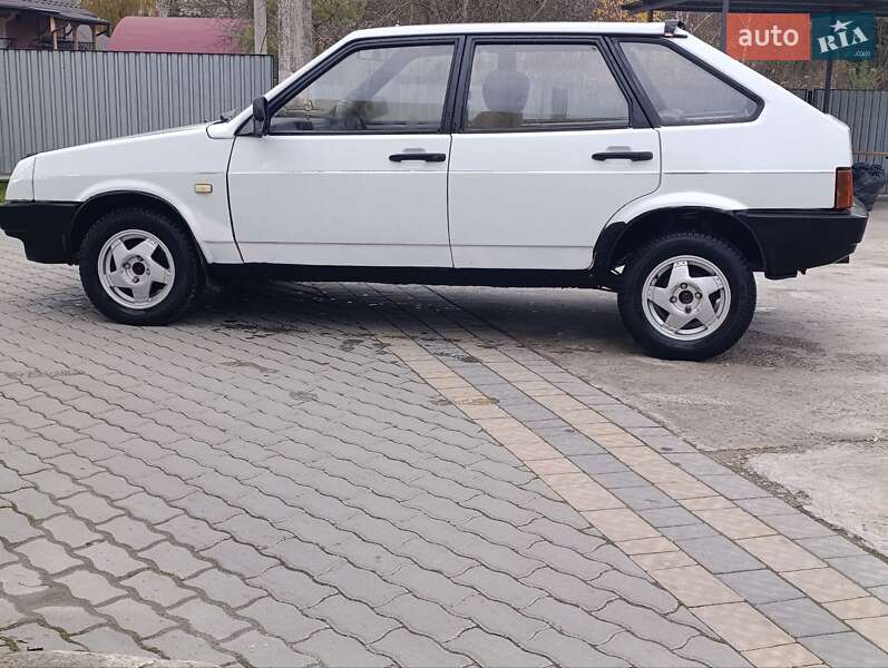 Хетчбек ВАЗ / Lada 2109 1992 в Хоросткові фото 7 Хетчбек ВАЗ / Lada 2109 1992 в Хоросткові